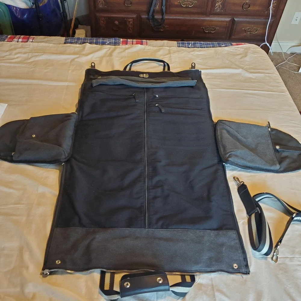 Bugatti garment bag